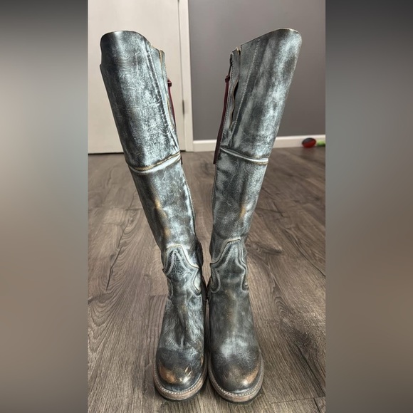 Freebird - Picture 2 of 7